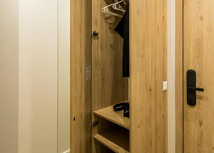 North 21 - Brand New Modern 1bd In Center By Flat Mаnager Apartamento *